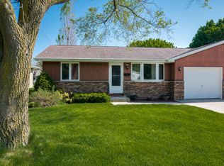 405 W Union Ave, Cedar Grove, WI 53013