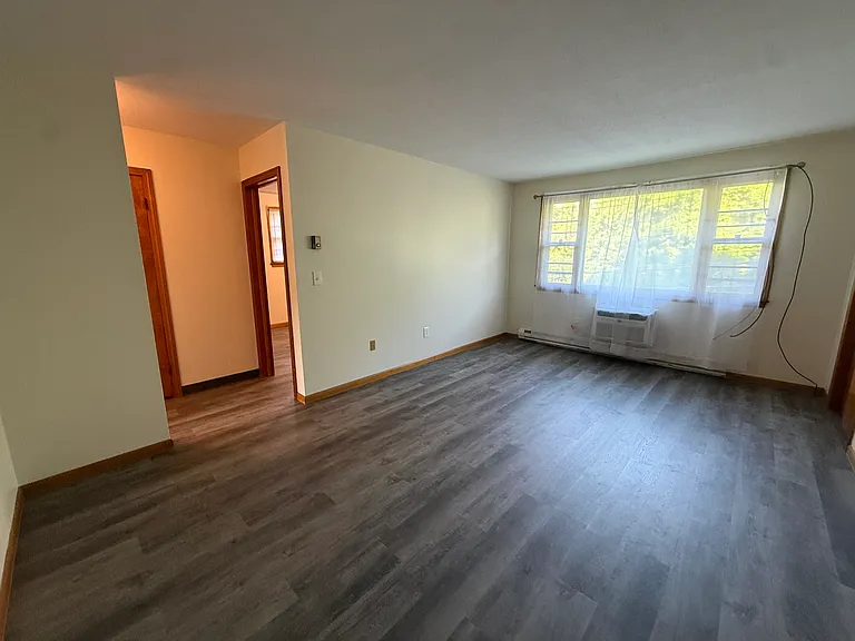 463 Pierpont Rd #2-4 — Photo 2