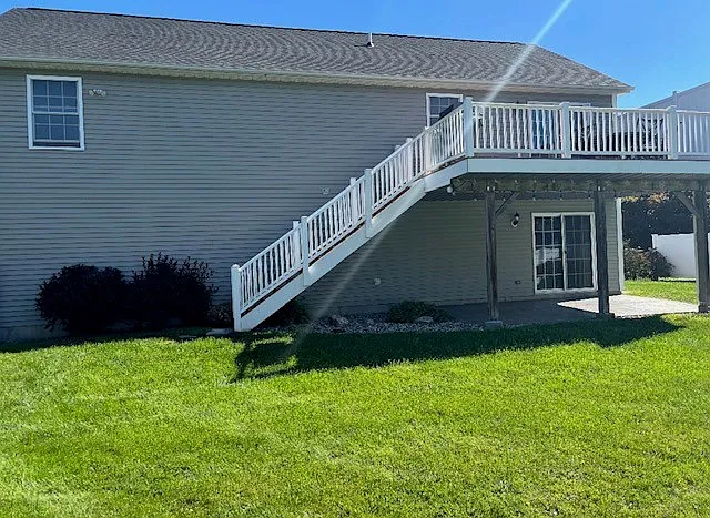 3 bed, 2.5 bath, 2000 sqft, $3,800 — Photo 3