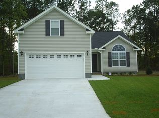 206 Quincy Ct, New Bern, NC 28560