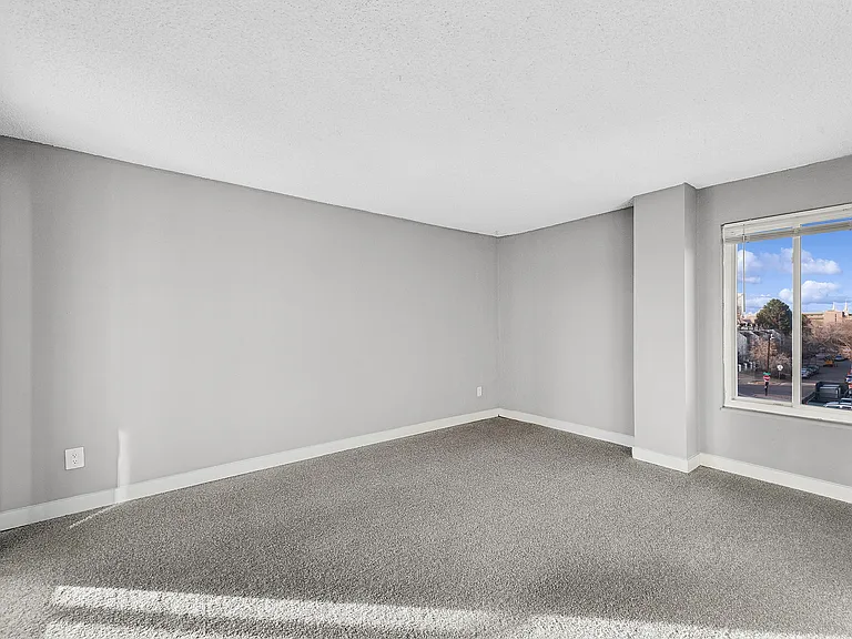 Arrive 800 Penn — Photo 26