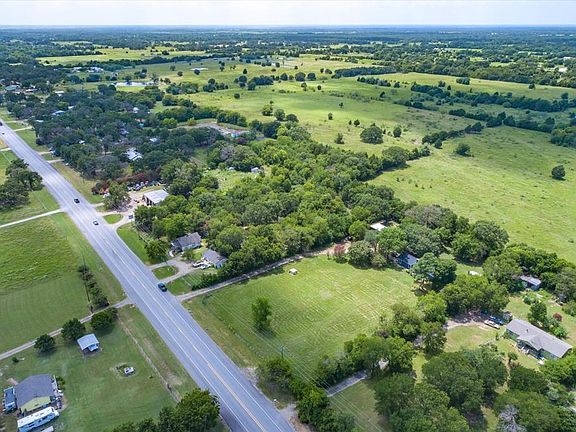 5th image of 19380 State Highway 274