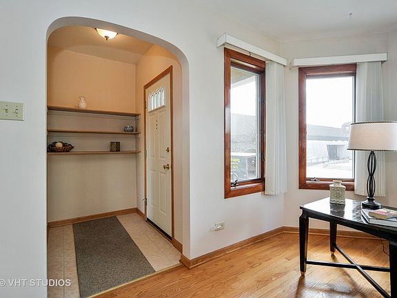 2nd image of 3019 N 76th Ct
