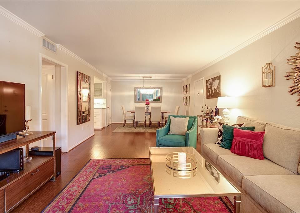 1st image of 7575 Katy Fwy APT 15