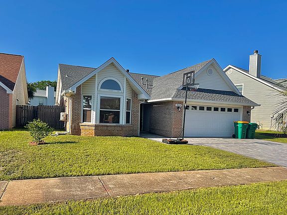 2nd image of 213 Misty Ct