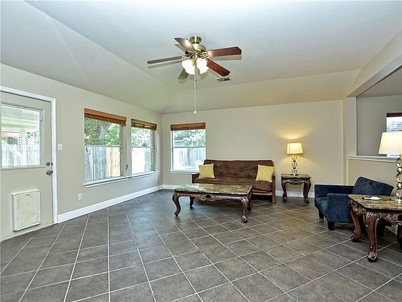 4th image of 4104 Natural Bridge Ct