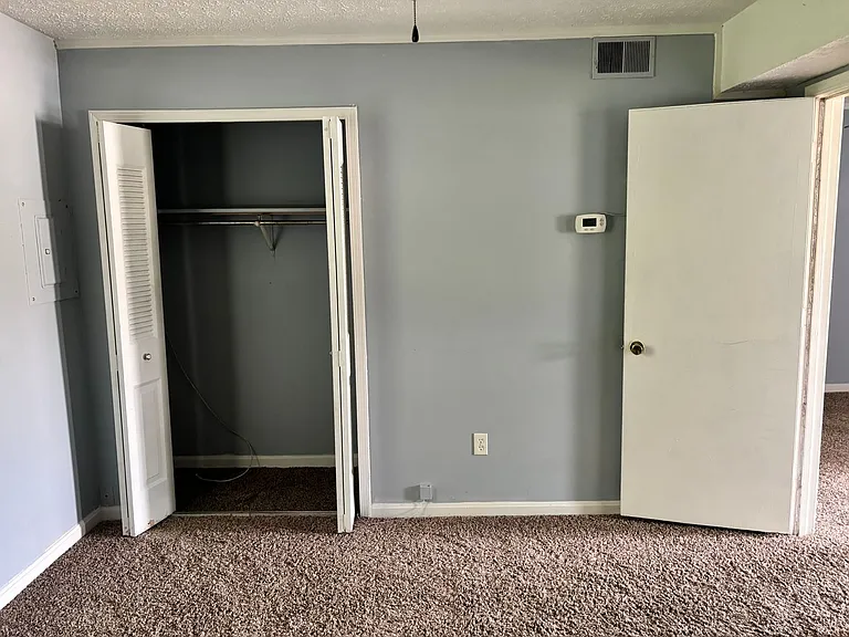 354 Shelby Ave — Photo 5