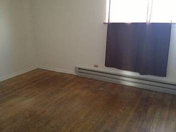4th image of 2421 Washington St APT 3E