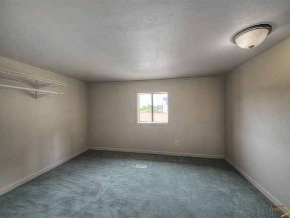 5th image of 8134 S Blucksberg Dr