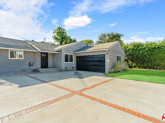 2nd image of 6139 Fallbrook Ave