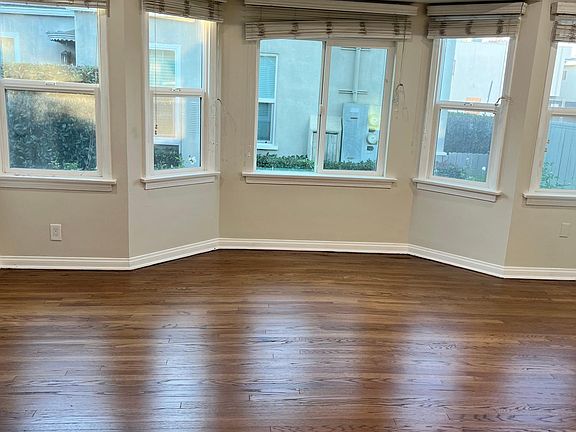 4th image of 4242 N Mammoth Ave #4242