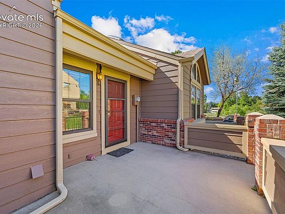 5th image of 6512 Foxdale Cir