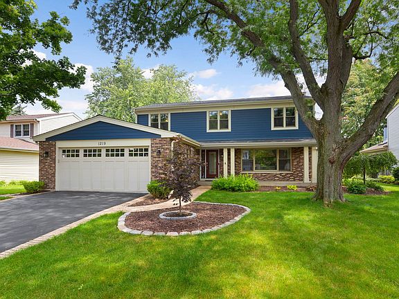 2nd image of 1219 Highland Ln