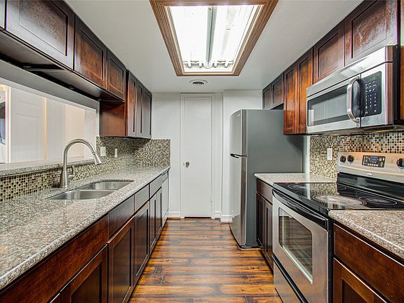 4th image of 12633 Memorial Dr APT 152
