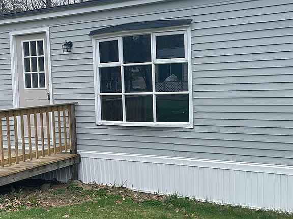 4th image of 72 Cotton Farm Road