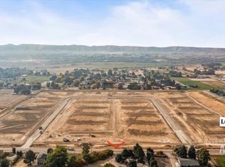 1 Neil Rd, Emmett, ID 83617