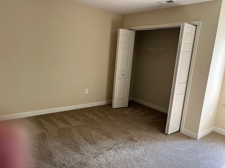 500 Twin Oaks Cir — Photo 4