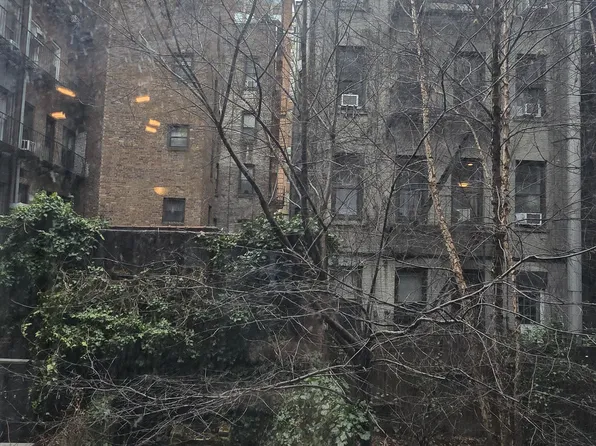 340 East 83rd Street image 5 of 5