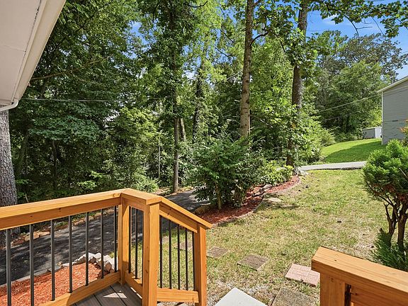 2nd image of 3307 Kathleen St