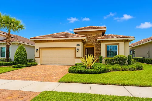 23026 SW Accesi Way Photo 1