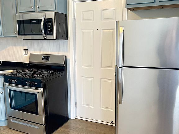 2nd image of 5211 W Schubert Ave APT 3