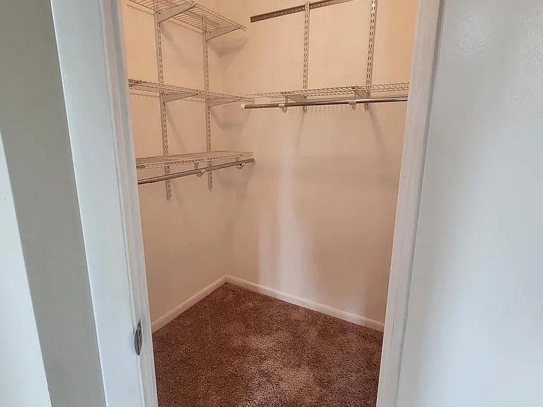 30 Greystone Ct — Photo 18