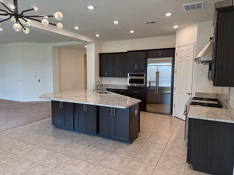 1646 W Aristides St — Photo 13