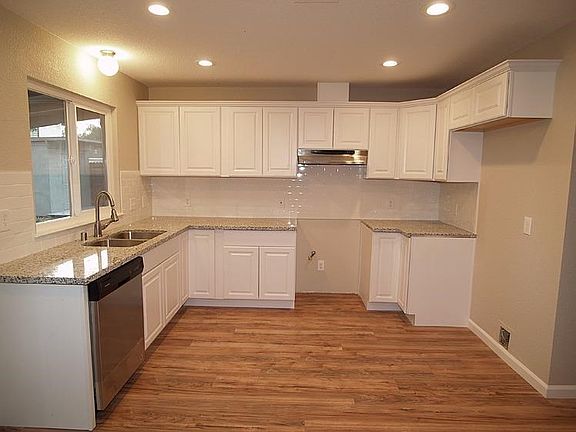 5th image of 638 Eucalyptus Ave