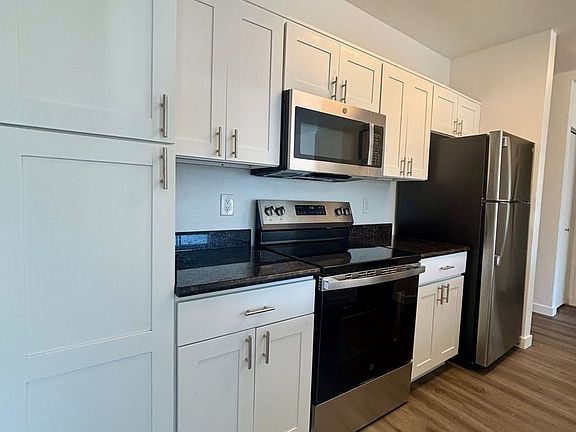 3rd image of 11740 Greenwood Ave N APT 301