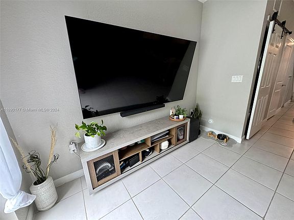 4th image of 1452 SE 26th Ter #1452