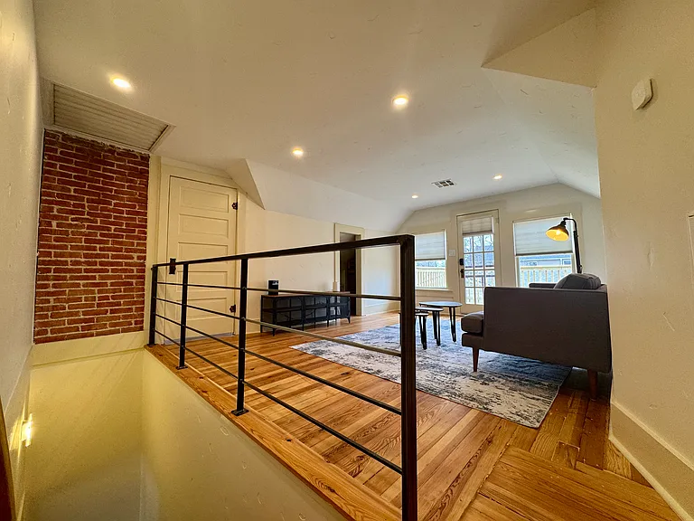 602 S 2nd St — Photo 31