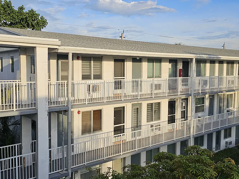 NW view showing 3rd floor