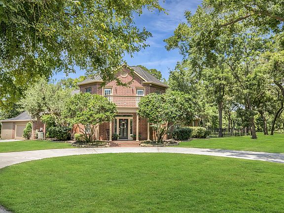 4th image of 6003 Old Oak Cir