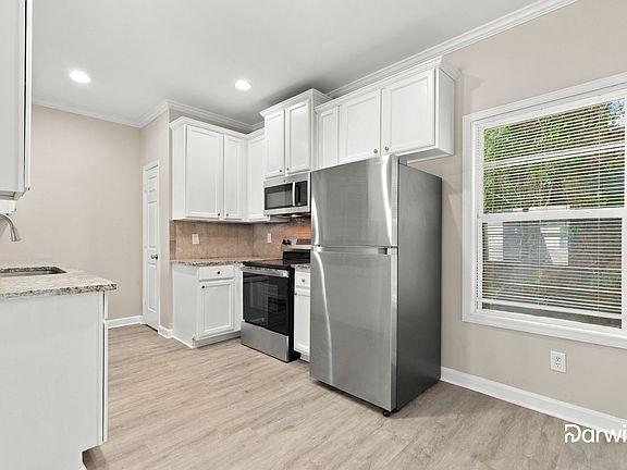 3rd image of 84 Holly Rd NW