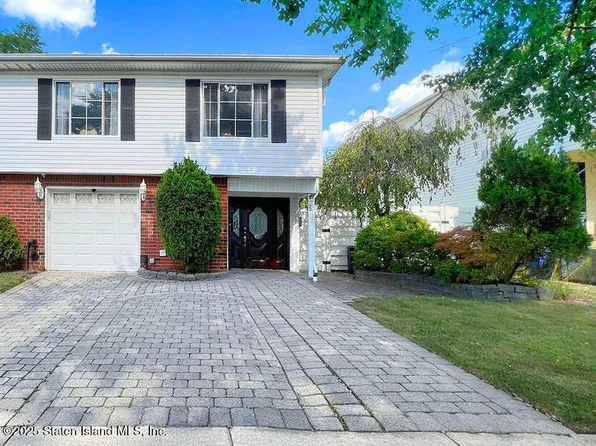 25 Kunath Ave, Staten Island, NY 10309