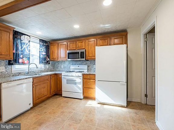 3rd image of 1403 N 15th St