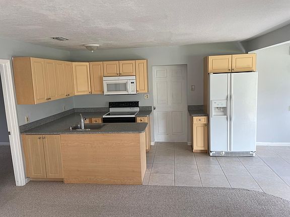 5th image of 1361 3rd Ct