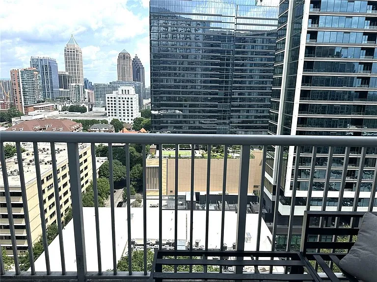 855 W Peachtree St NE #1704 — Photo 24