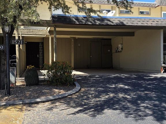 3rd image of 1521 E Prince Rd