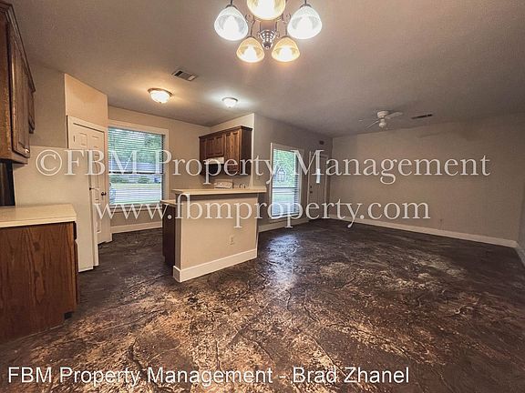 4th image of 404 S Clay St #B