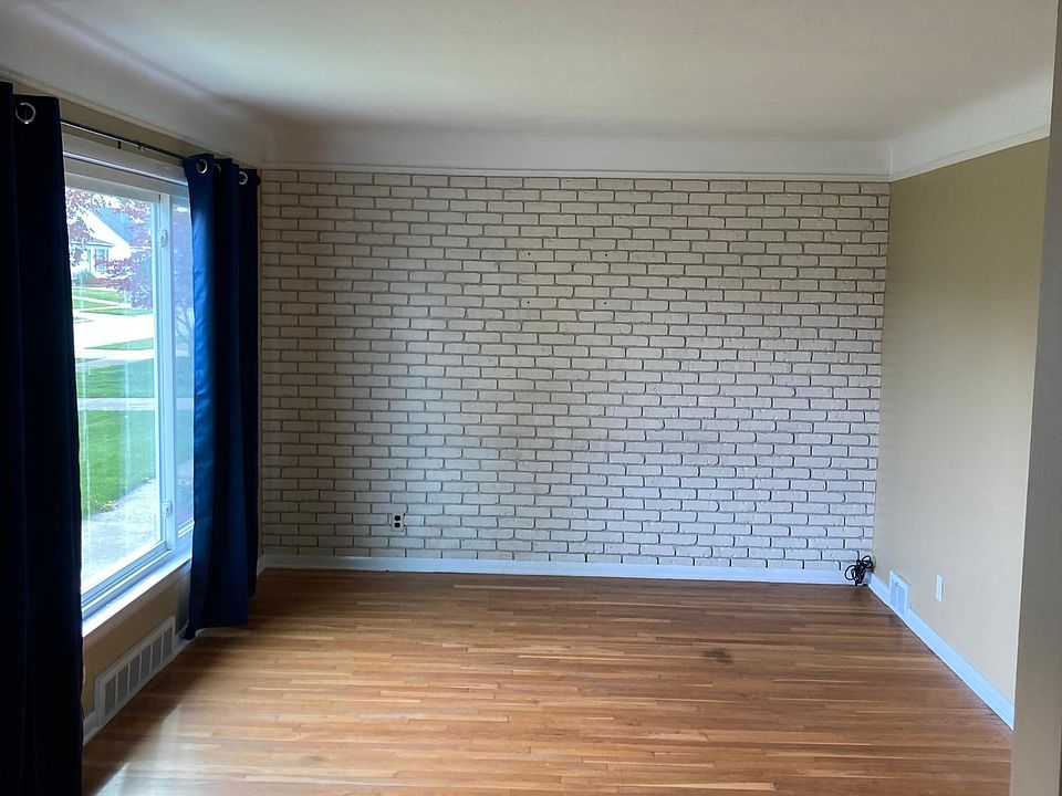 1st image of 2814 Stanfield Dr
