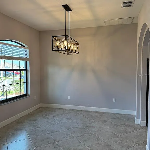 1365 Evergreen Park Cir — Photo 4