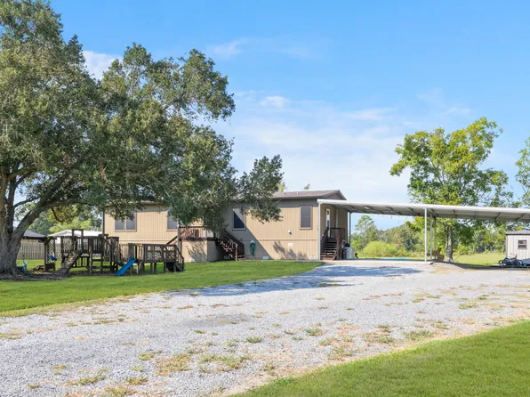 5606 Claude Viator Rd, New Iberia, LA 70560