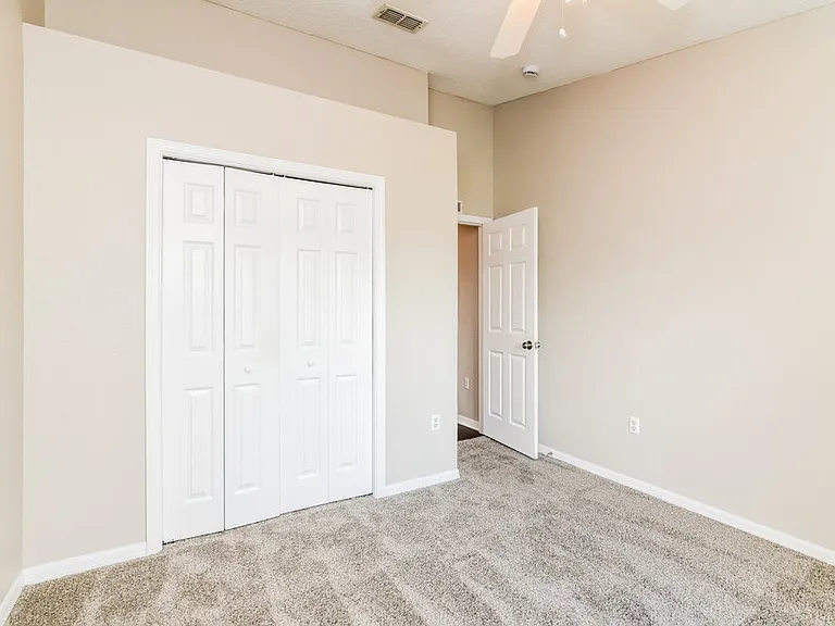 338 Arlington Cir — Photo 13