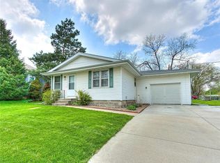 112 NE Main St, Grimes, IA 50111