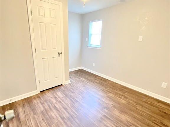 5th image of 2518 Gano St #3