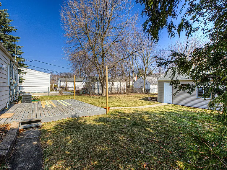 2618 Phillips Ave — Photo 22