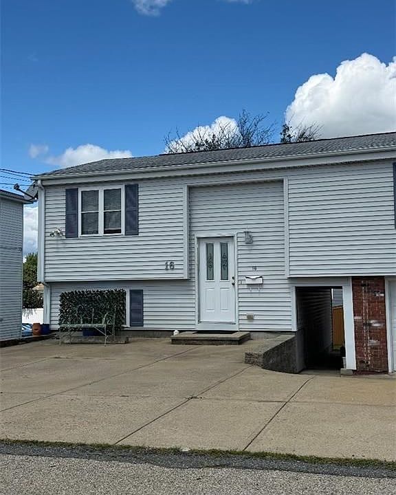 2nd image of 16 Briggs St