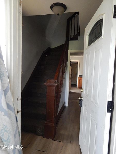4th image of 27 Homestead Street