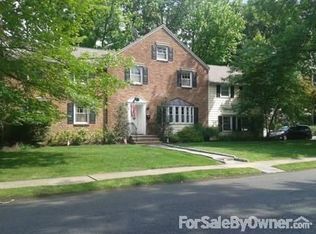 9 Dartmouth Rd, Cranford, NJ 07016